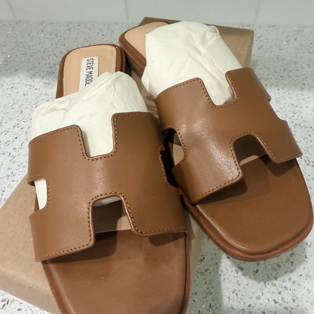 Steve Madden Hadyn Cognac Lea Sandals